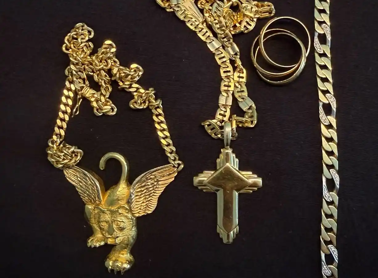 Schmuck und Uhren